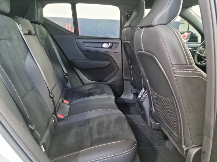 Volvo XC40 P6 RECHARGE ELECTRIC PLUS 2023 Elétrico - Picture 16