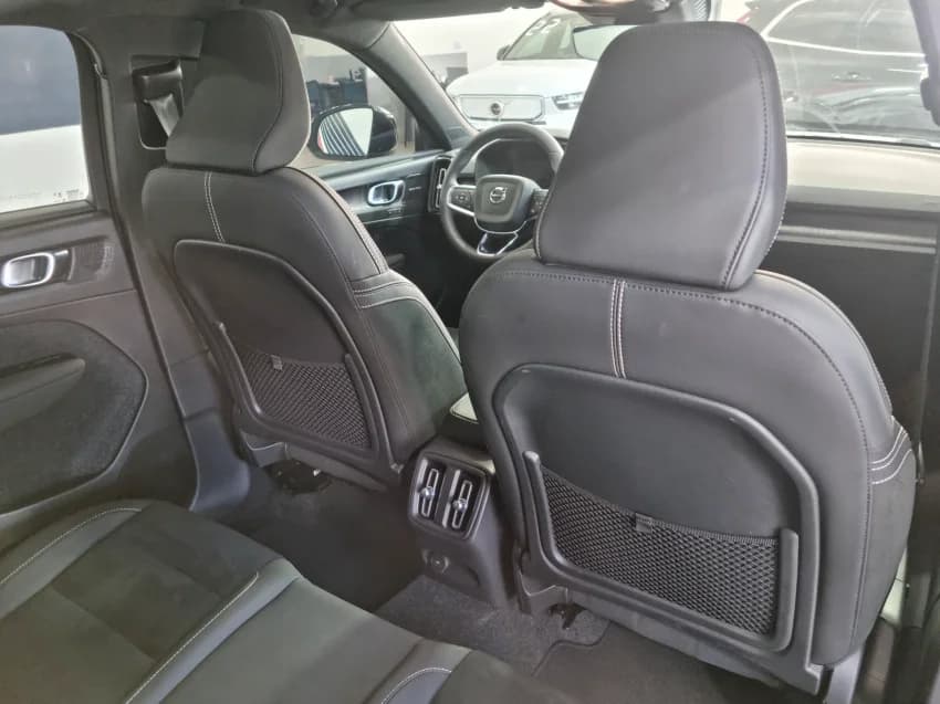 Volvo XC40 P6 RECHARGE ELECTRIC PLUS 2023 Elétrico - Picture 17
