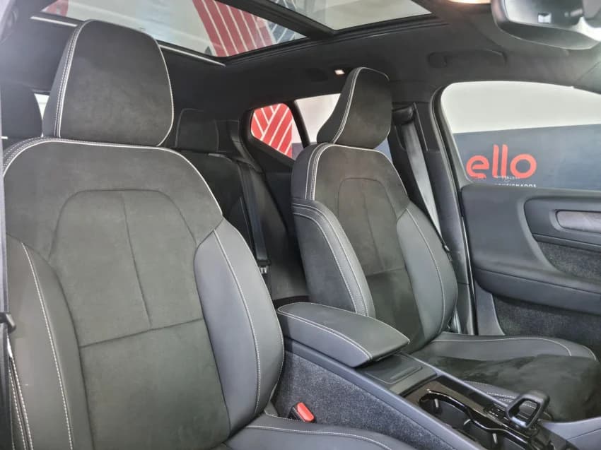Volvo XC40 P6 RECHARGE ELECTRIC PLUS 2023 Elétrico - Picture 18