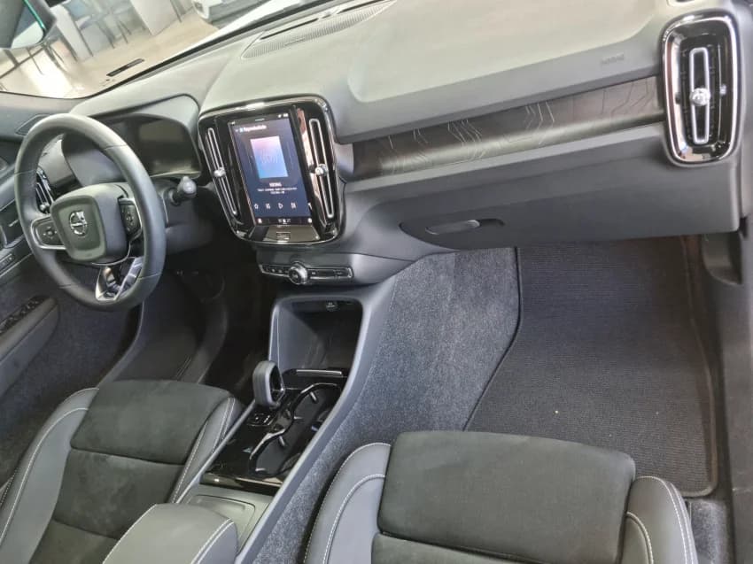 Volvo XC40 P6 RECHARGE ELECTRIC PLUS 2023 Elétrico - Picture 20