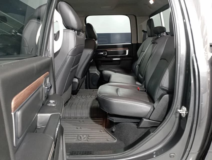 Ram 1500 5.7 LARAMIE 4X4 CD V8 GASOLINA 4P AUTOMÁTICO 2023 Gasolina - Picture 11