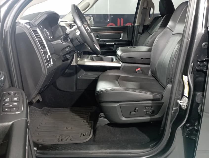 Ram 1500 5.7 LARAMIE 4X4 CD V8 GASOLINA 4P AUTOMÁTICO 2023 Gasolina - Picture 10