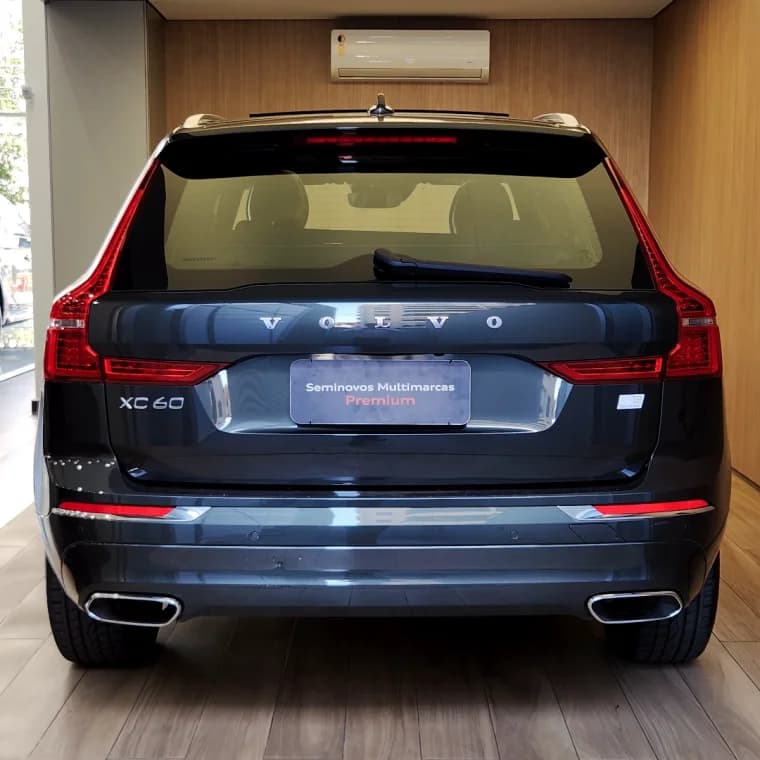 Volvo XC60 2.0 T8 HYBRID MOMENTUM AWD GEARTRONIC 2021 Híbrido - Picture 4