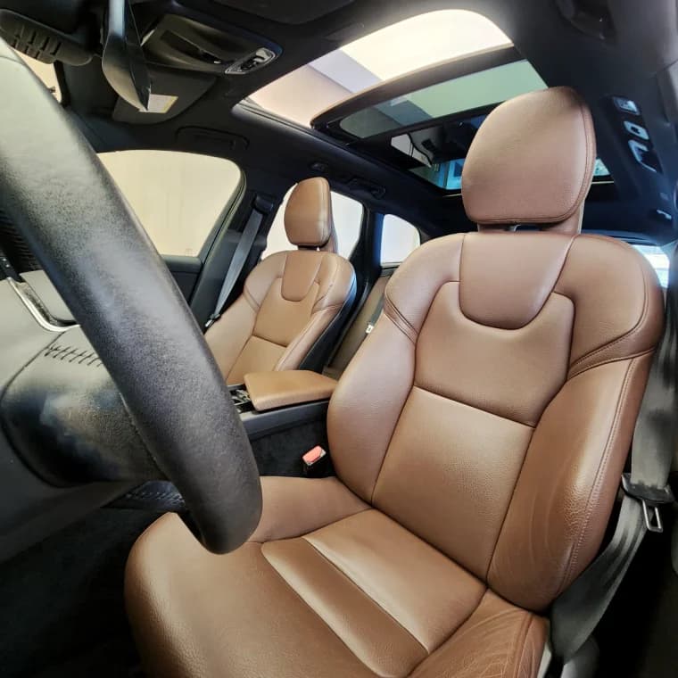 Volvo XC60 2.0 T8 HYBRID MOMENTUM AWD GEARTRONIC 2021 Híbrido - Picture 8