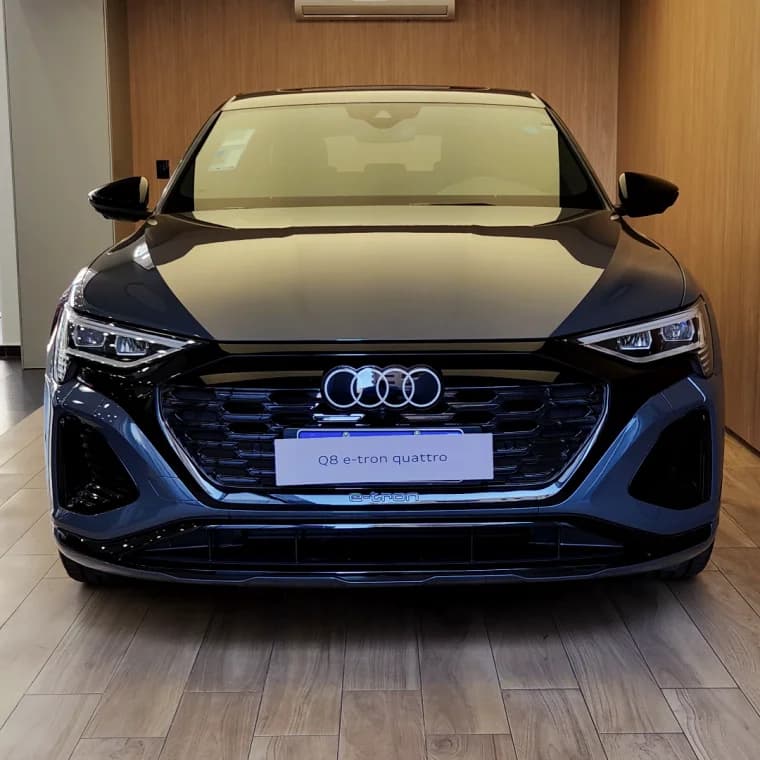 Audi Q8 E-TRON 55 ELÉTRICO SPORTBACK PERFORMANCE BLACK QUATTRO 2024 Elétrico - Picture 3