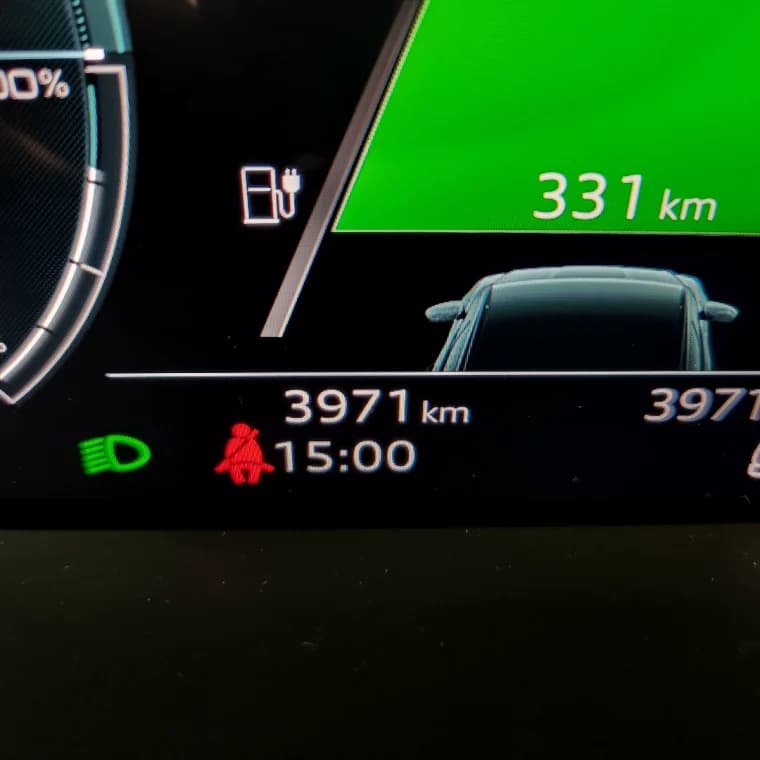 Audi Q8 E-TRON 55 ELÉTRICO SPORTBACK PERFORMANCE BLACK QUATTRO 2024 Elétrico - Picture 4