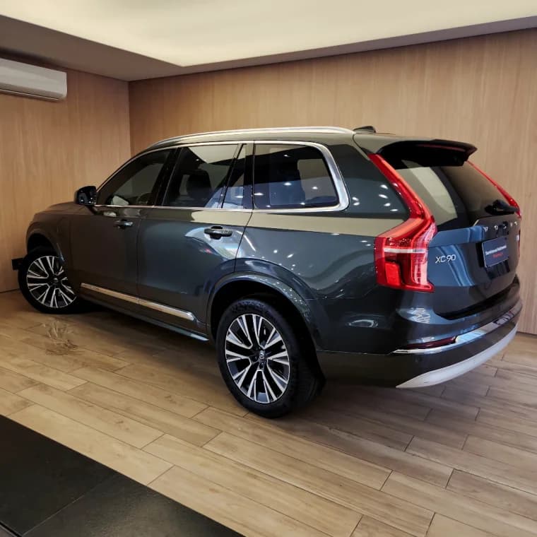 Volvo XC90 2.0 T8 HYBRID INSCRIPTION EXPRESSION AWD GEARTRONIC 2022 Híbrido - Picture 4