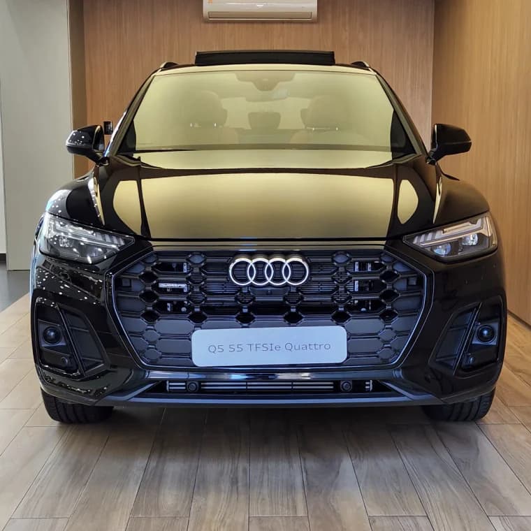 Audi Q5 2.0 55 TFSIE PHEV PERFORMANCE BLACK QUATTRO S TRONIC 2024 Híbrido - Picture 3