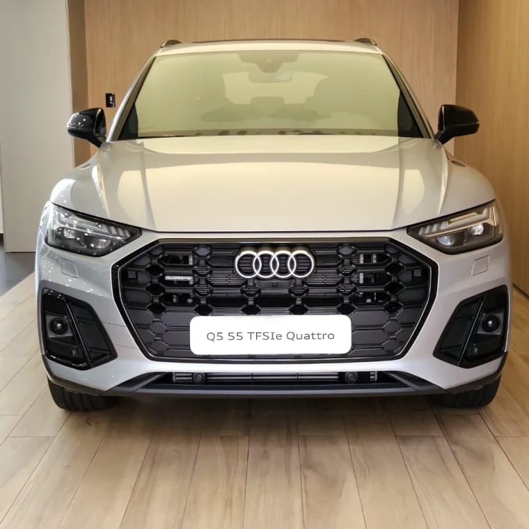 Audi Q5 2.0 55 TFSIE PHEV PERFORMANCE BLACK QUATTRO S TRONIC 2024 Híbrido - Picture 3
