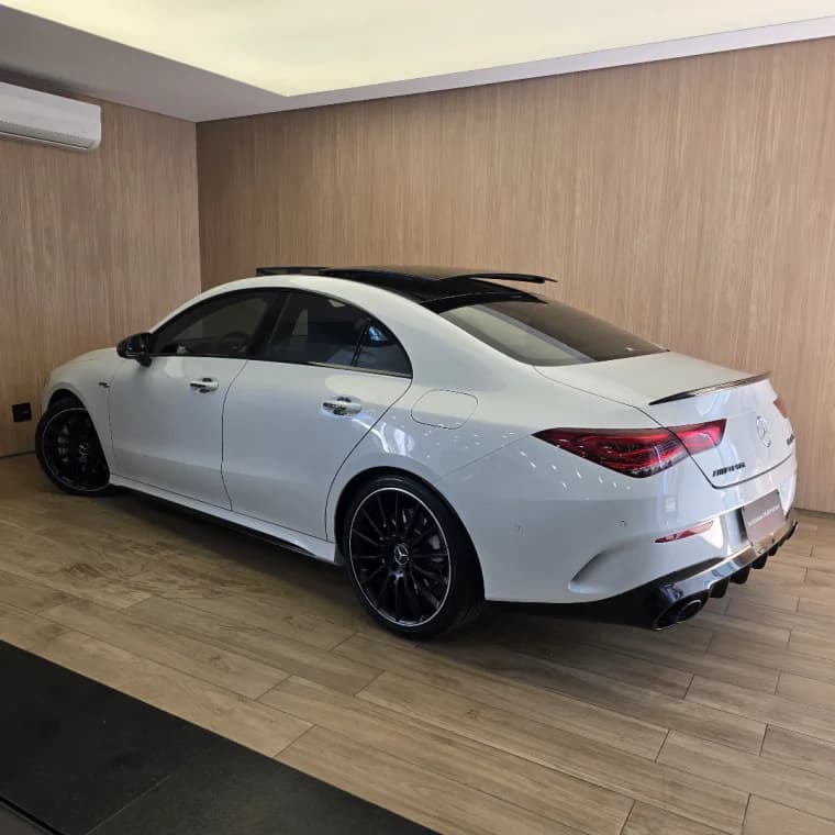 Mercedes-Benz CLA 35 AMG 2.0 CGI GASOLINA 4MATIC 7G-DCT 2023 Gasolina - Picture 4