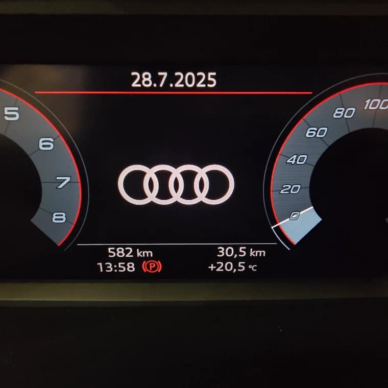 Audi Q3 2.0 40 TFSI GASOLINA PERFORMANCE QUATTRO TIPTRONIC 2025 Gasolina - Picture 7