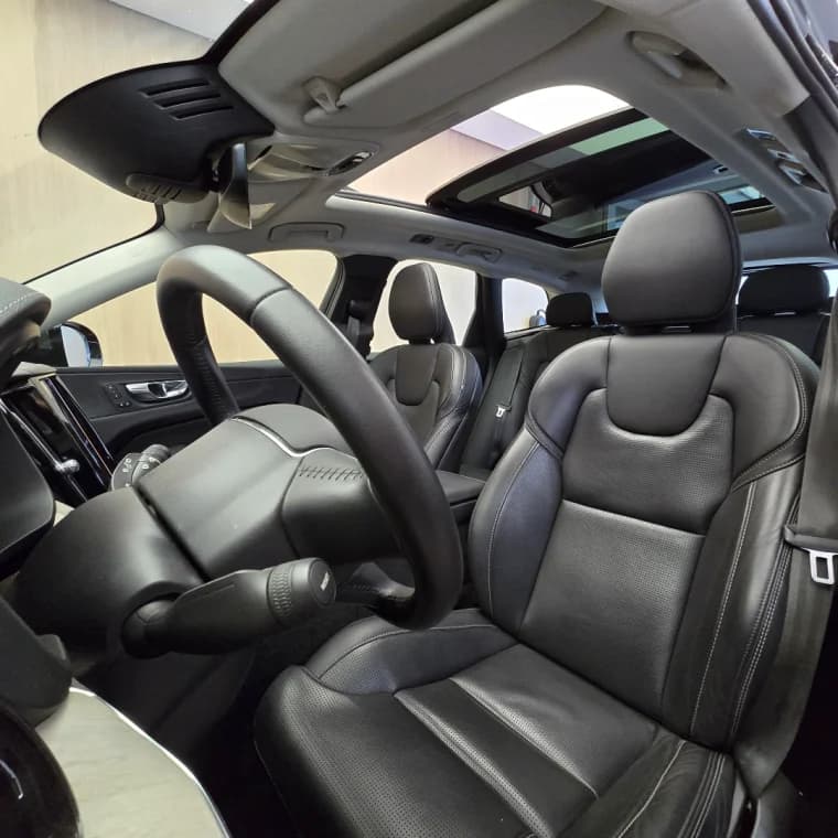Volvo XC60 2.0 T8 HYBRID INSCRIPTION AWD GEARTRONIC 2021 Híbrido - Picture 9