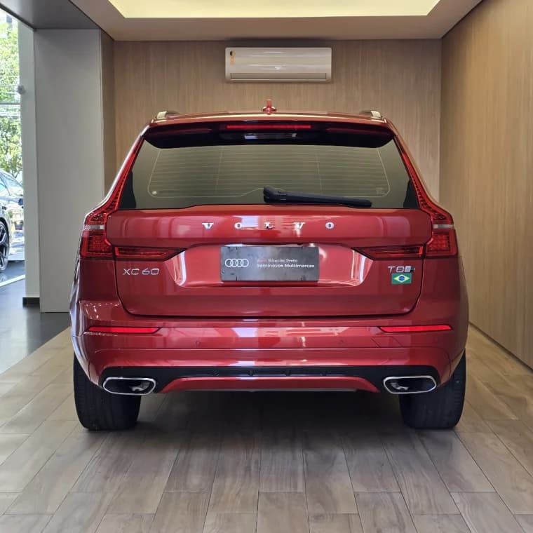 Volvo XC60 2.0 T8 HYBRID R-DESIGN AWD GEARTRONIC 2020 Híbrido - Picture 5