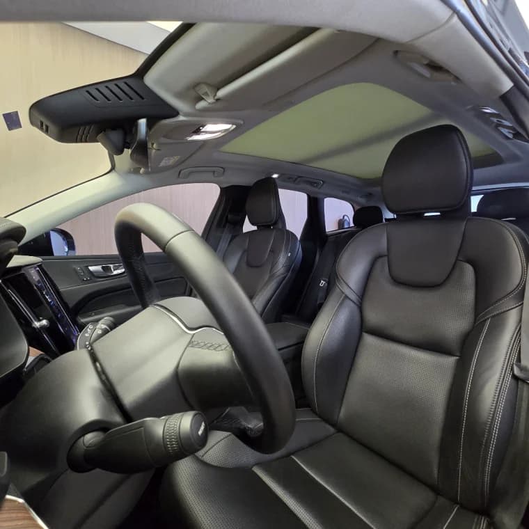 Volvo XC60 2.0 T8 RECHARGE ULTIMATE AWD GEARTRONIC 2023 Flex - Picture 9