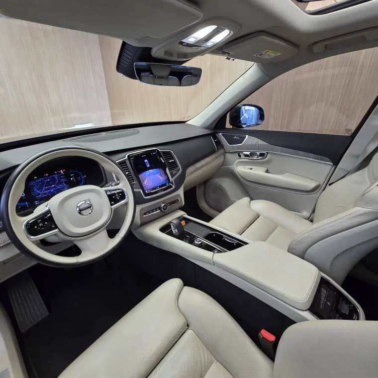 Volvo XC90 2.0 T8 RECHARGE PLUS AWD GEARTRONIC 2023 Híbrido - Picture 7