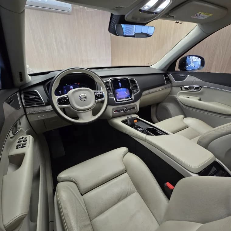 Volvo XC90 2.0 T8 RECHARGE PLUS AWD GEARTRONIC 2023 Híbrido - Picture 10