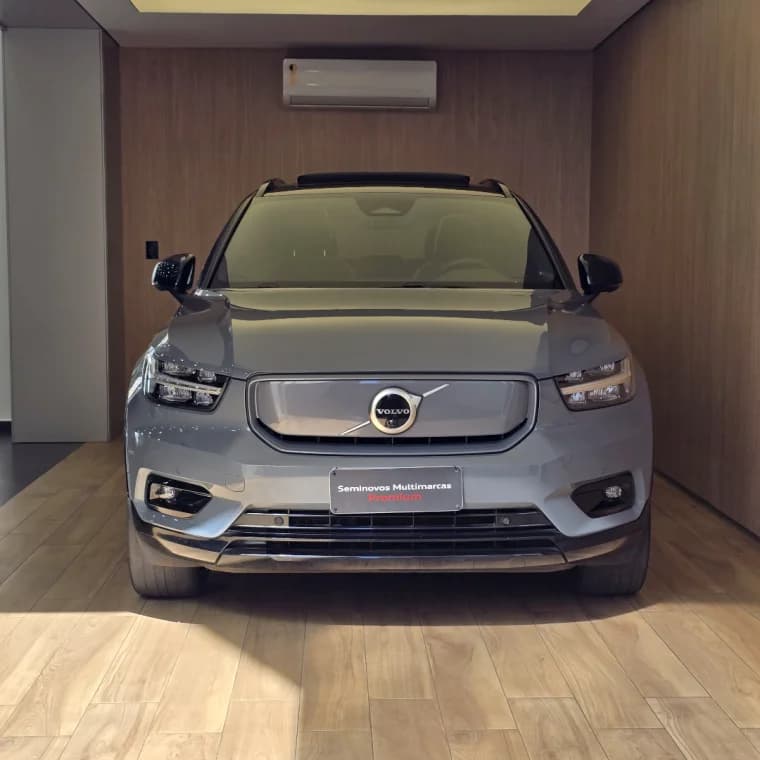 Volvo XC40 P8 RECHARGE TWIN ELECTRIC ULTIMATE AWD 2023 Elétrico - Picture 3