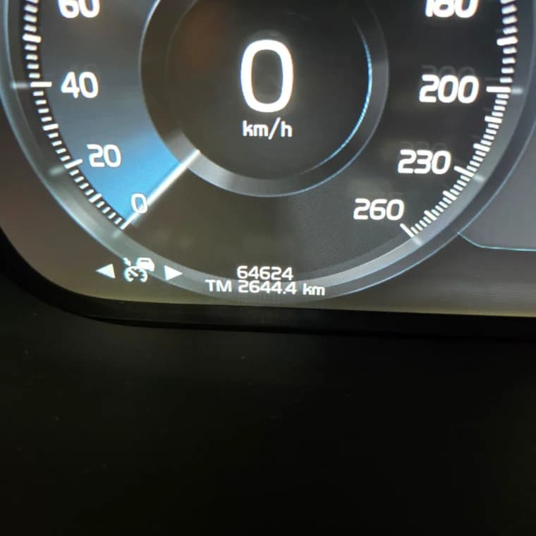 Volvo XC60 2.0 T8 HYBRID INSCRIPTION AWD GEARTRONIC 2021 Híbrido - Picture 7