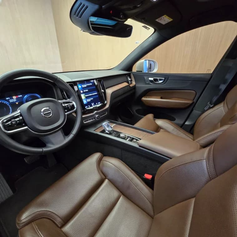Volvo XC60 2.0 T8 HYBRID INSCRIPTION AWD GEARTRONIC 2021 Híbrido - Picture 8