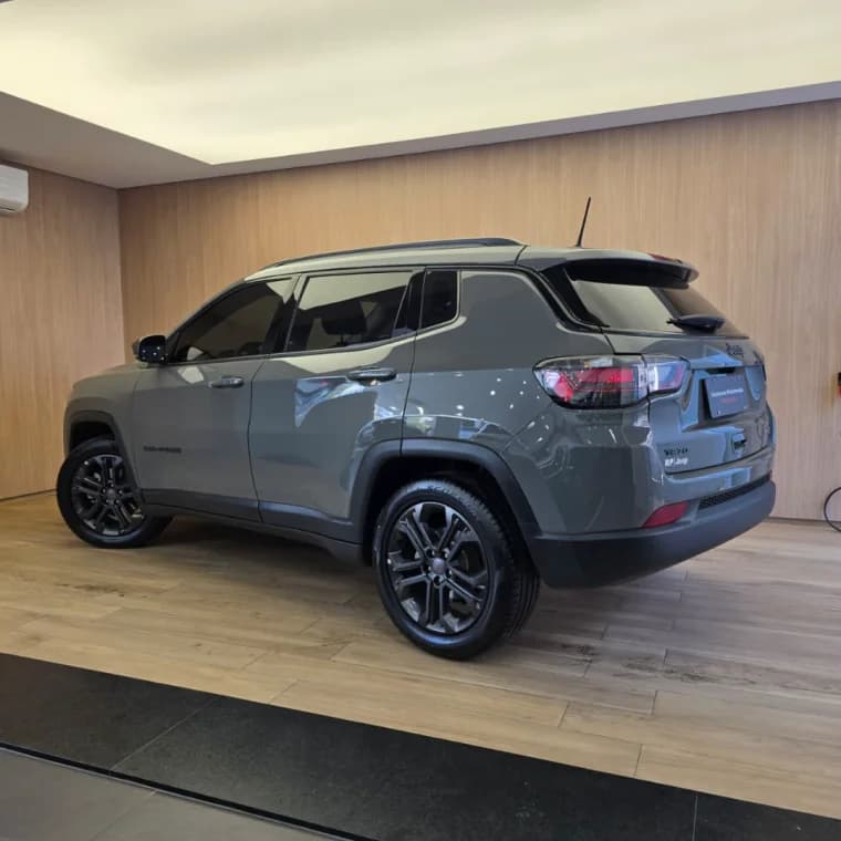 JEEP COMPASS 1.3 T270 TURBO FLEX LONGITUDE AT6 2024 Flex - Picture 4