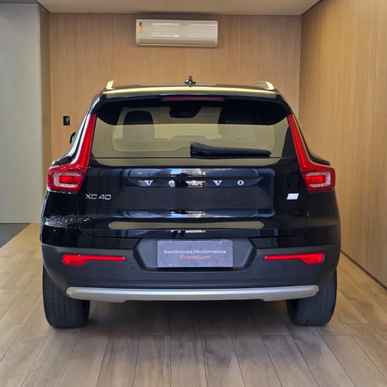 Volvo XC40 1.5 T5 RECHARGE INSCRIPTION EXPRESSION GEARTRONIC 2022 Híbrido - Picture 5