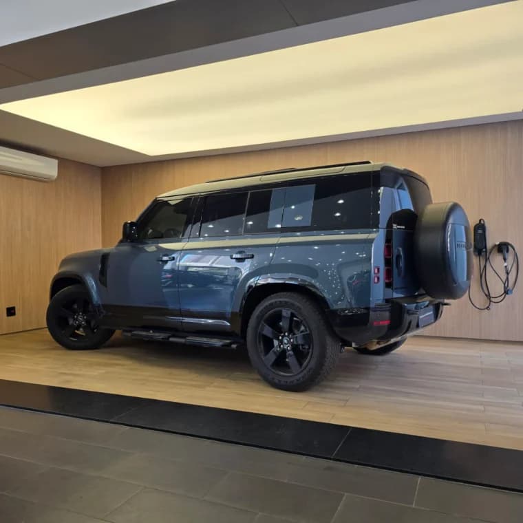 Land Rover DEFENDER 3.0 D300 TURBO DIESEL MHEV 110 HSE AWD AUTOMÁTICO 2023 Diesel - Picture 11