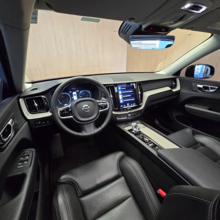 Volvo XC60 2.0 T8 HYBRID INSCRIPTION AWD GEARTRONIC 2021 Híbrido - Picture 8