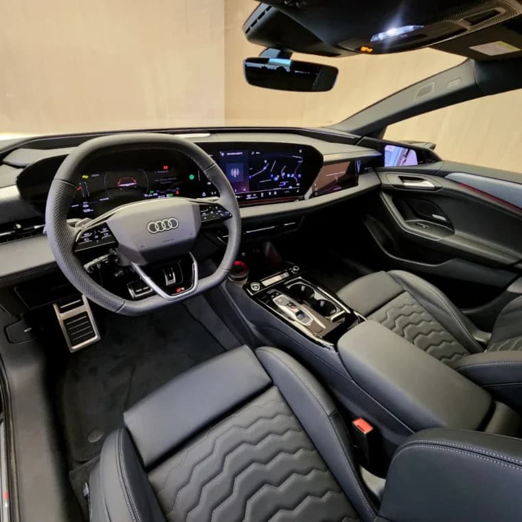 Audi A6 E-TRON 100 KW ELÉTRICO SPORTBACK PERFORMANCE BLACK 2025 Elétrico - Picture 8