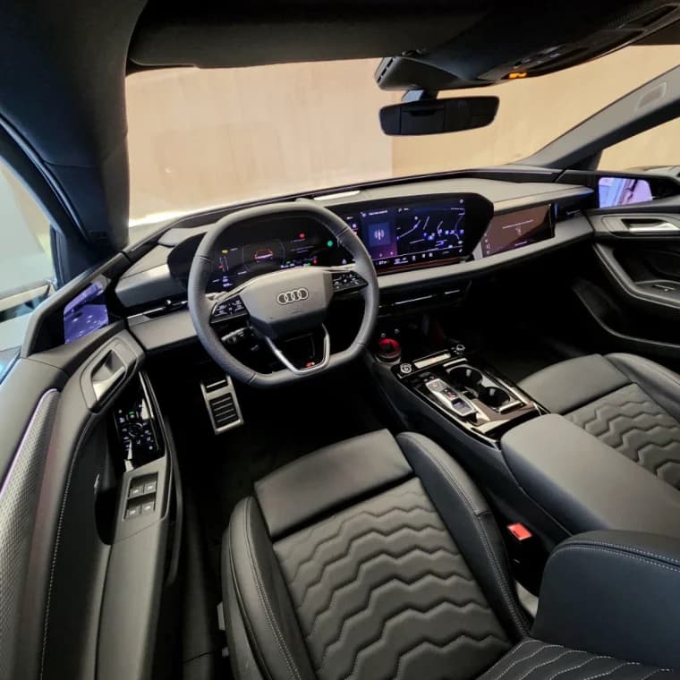 Audi A6 E-TRON 100 KW ELÉTRICO SPORTBACK PERFORMANCE BLACK 2025 Elétrico - Picture 9