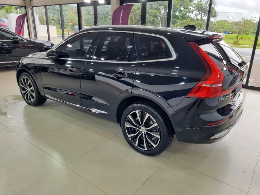 Volvo XC60 2.0 T8 RECHARGE ULTIMATE AWD GEARTRONIC 2023 Híbrido - Picture 5