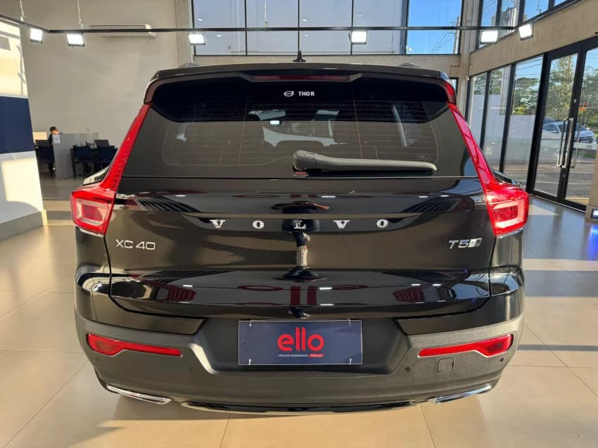 Volvo XC40 2.0 T5 GASOLINA R-DESIGN AWD GEARTRONIC 2020 Gasolina - Picture 6