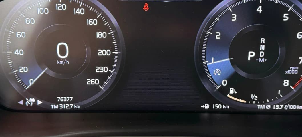 Volvo XC40 2.0 T5 GASOLINA R-DESIGN AWD GEARTRONIC 2020 Gasolina - Picture 8
