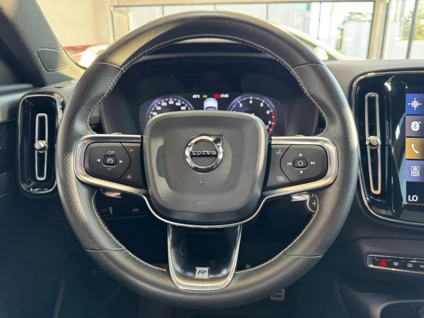 Volvo XC40 2.0 T5 GASOLINA R-DESIGN AWD GEARTRONIC 2020 Gasolina - Picture 9