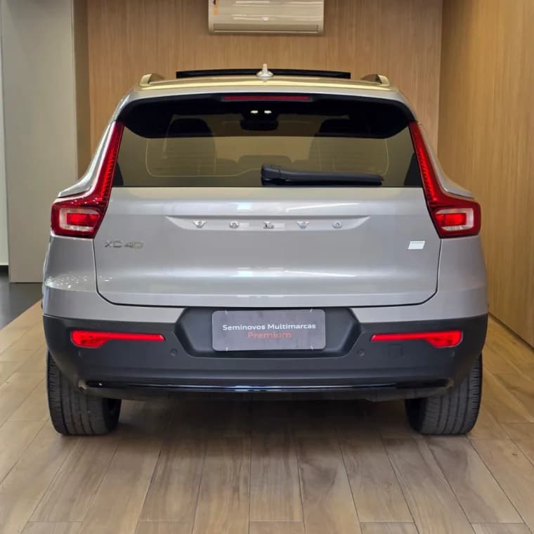 Volvo XC40 P6 RECHARGE ELECTRIC PLUS 2024 Elétrico - Picture 4