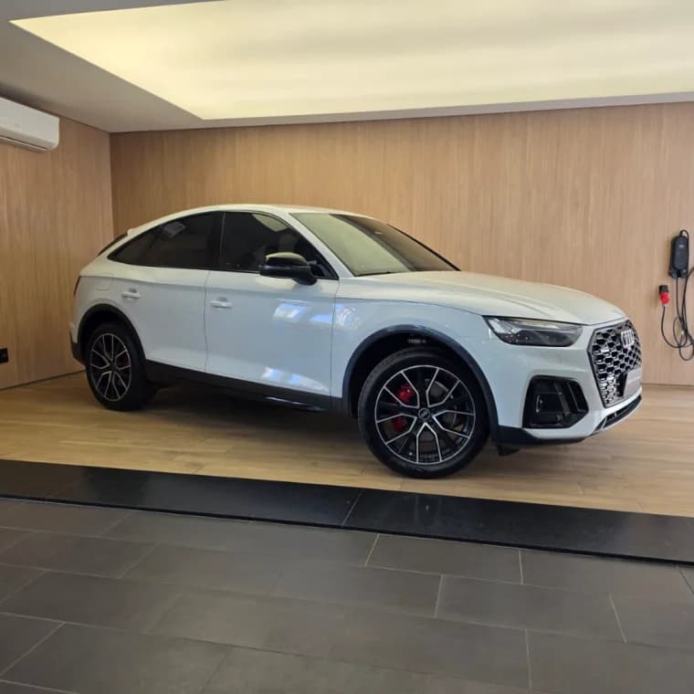 Audi Q5 2.0 45 TFSI GASOLINA SPORTBACK S LINE BLACK QUATTRO S TRONIC 2022 Gasolina - Picture 1