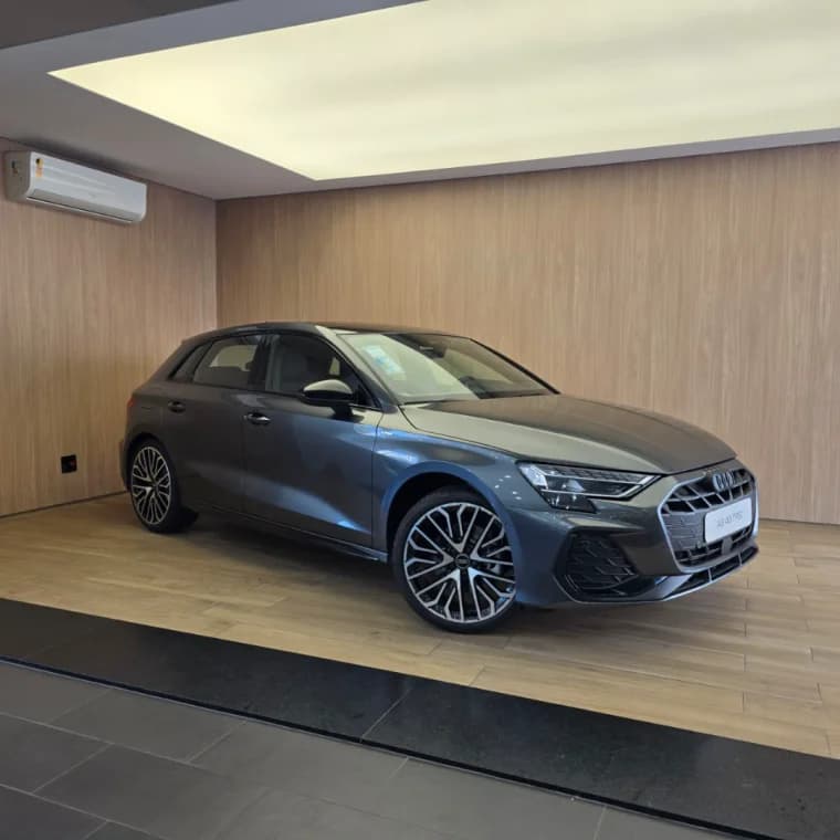 Audi A3 2.0 40 TFSI GASOLINA SPORTBACK PERFORMANCE S-TRONIC 2025 Gasolina - Picture 1