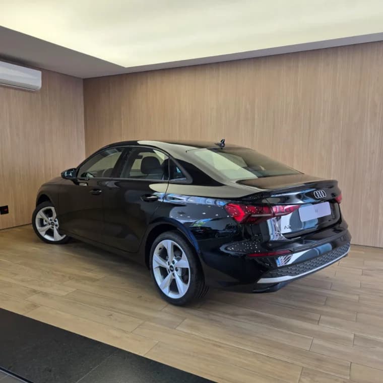 Audi A3 2.0 TFSI GASOLINA SEDAN ADVANCED S-TRONIC 2025 Gasolina - Picture 3