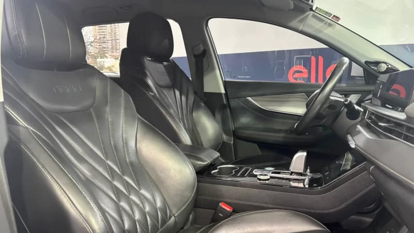 Caoa Chery TIGGO 8 PRO 1.5 TCI PLUG-IN HYBRID DHT 2023 Híbrido - Picture 14