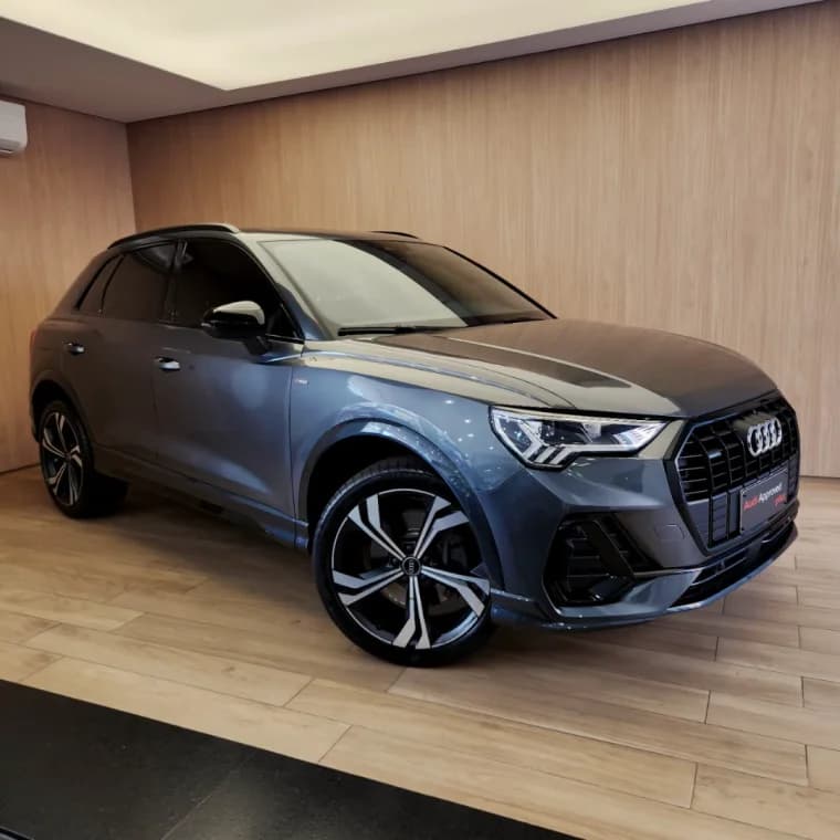 Audi Q3 2.0 40 TFSI GASOLINA PERFORMANCE BLACK PLUS QUATTRO TIPTRONIC 2024 Gasolina - Picture 1
