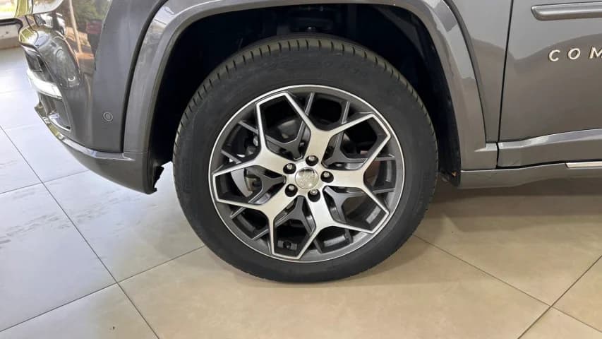 JEEP COMMANDER 2.0 TD380 TURBO DIESEL OVERLAND AT9 2023 Diesel - Picture 20