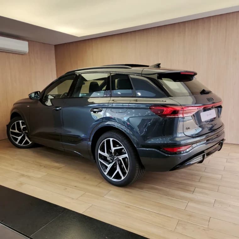Audi Q6 E-TRON 100 KW ELÉTRICO PERFORMANCE BLACK QUATTRO 2025 Elétrico - Picture 10