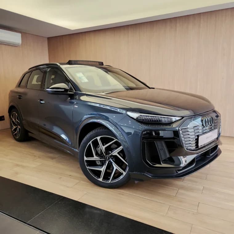 Audi Q6 E-TRON 100 KW ELÉTRICO PERFORMANCE BLACK QUATTRO 2025 Elétrico - Picture 1
