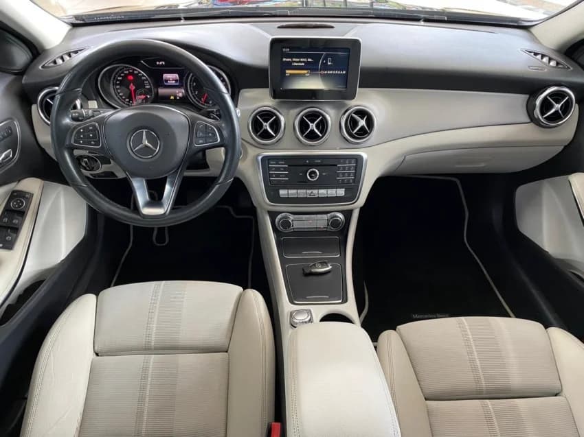 Mercedes-Benz GLA 200 1.6 CGI ADVANCE 16V TURBO FLEX 4P AUTOMÁTICO 2018 Flex - Picture 10