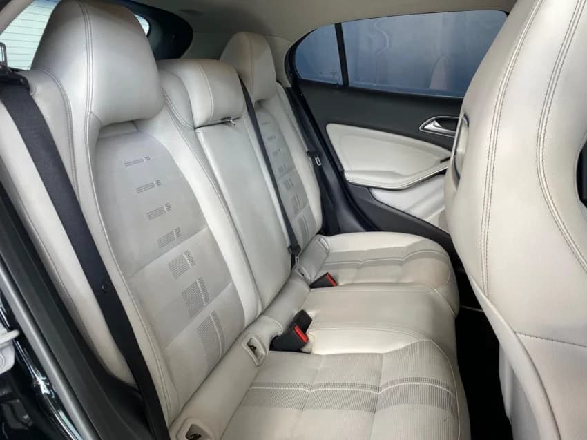 Mercedes-Benz GLA 200 1.6 CGI ADVANCE 16V TURBO FLEX 4P AUTOMÁTICO 2018 Flex - Picture 16