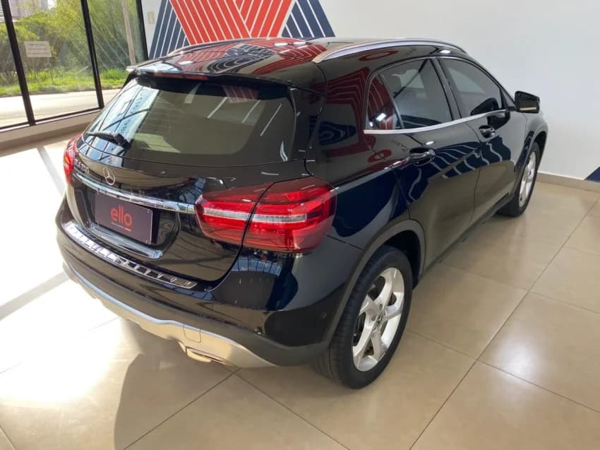 Mercedes-Benz GLA 200 1.6 CGI ADVANCE 16V TURBO FLEX 4P AUTOMÁTICO 2018 Flex - Picture 4