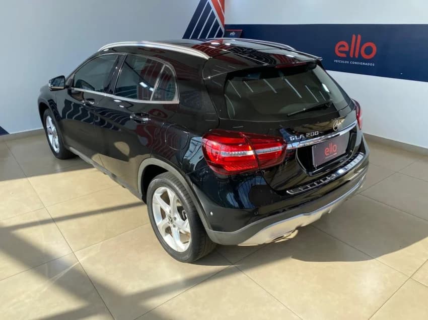 Mercedes-Benz GLA 200 1.6 CGI ADVANCE 16V TURBO FLEX 4P AUTOMÁTICO 2018 Flex - Picture 6