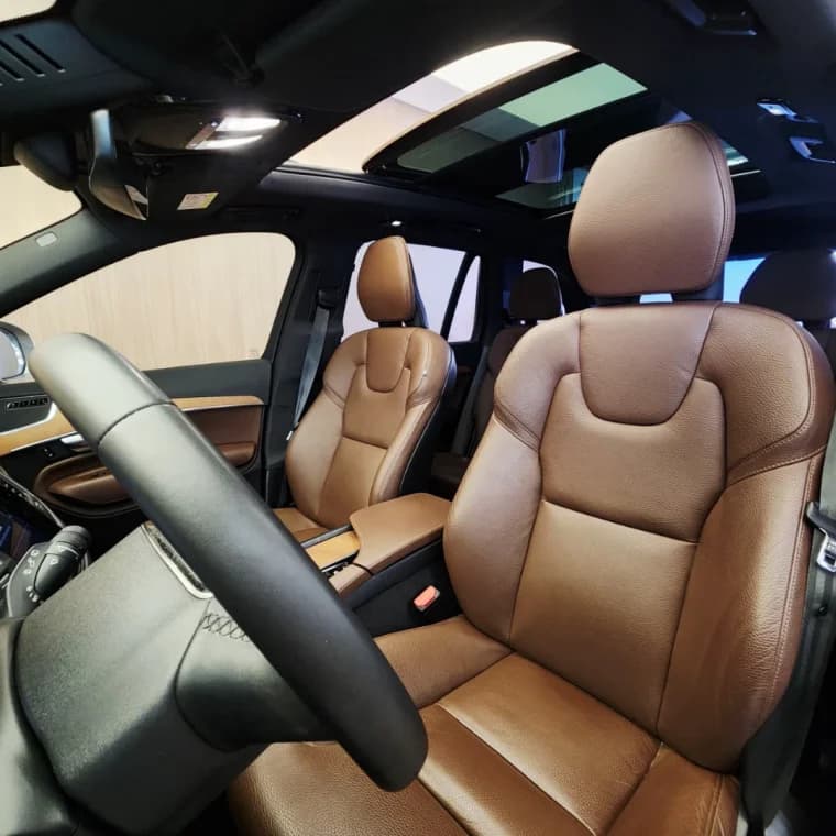 Volvo XC90 2.0 T8 RECHARGE PLUS AWD GEARTRONIC 2023 Híbrido - Picture 5