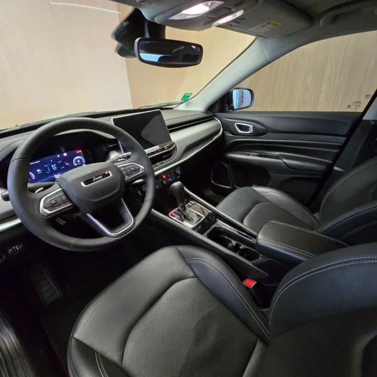 JEEP COMPASS 1.3 T270 TURBO FLEX LONGITUDE AT6 2025 Flex - Picture 4