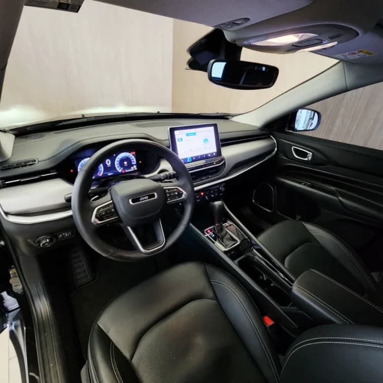 JEEP COMPASS 1.3 T270 TURBO FLEX LONGITUDE AT6 2025 Flex - Picture 4