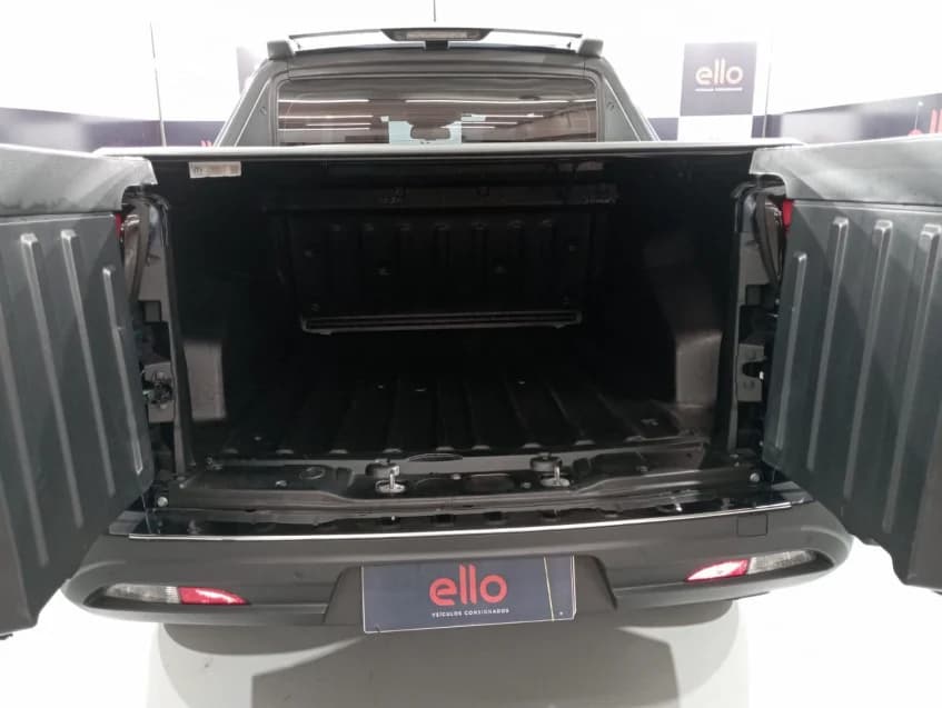 Fiat TORO 1.3 TURBO 270 FLEX VOLCANO AT6 2024 Flex - Picture 15